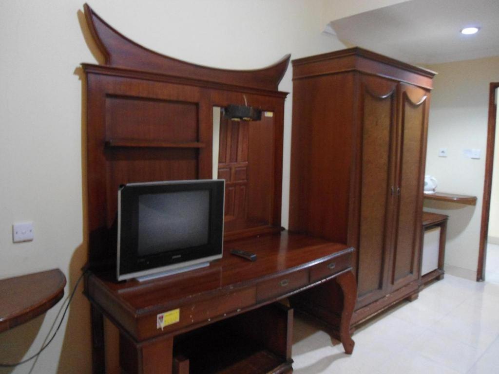 Edotel Minangkabau Padang  Exterior foto
