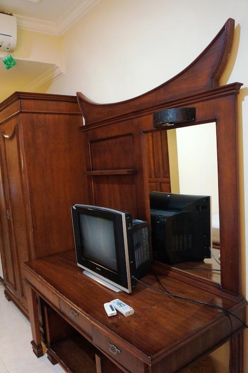 Edotel Minangkabau Padang  Habitación foto